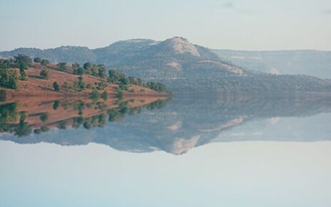 Uksan Lake